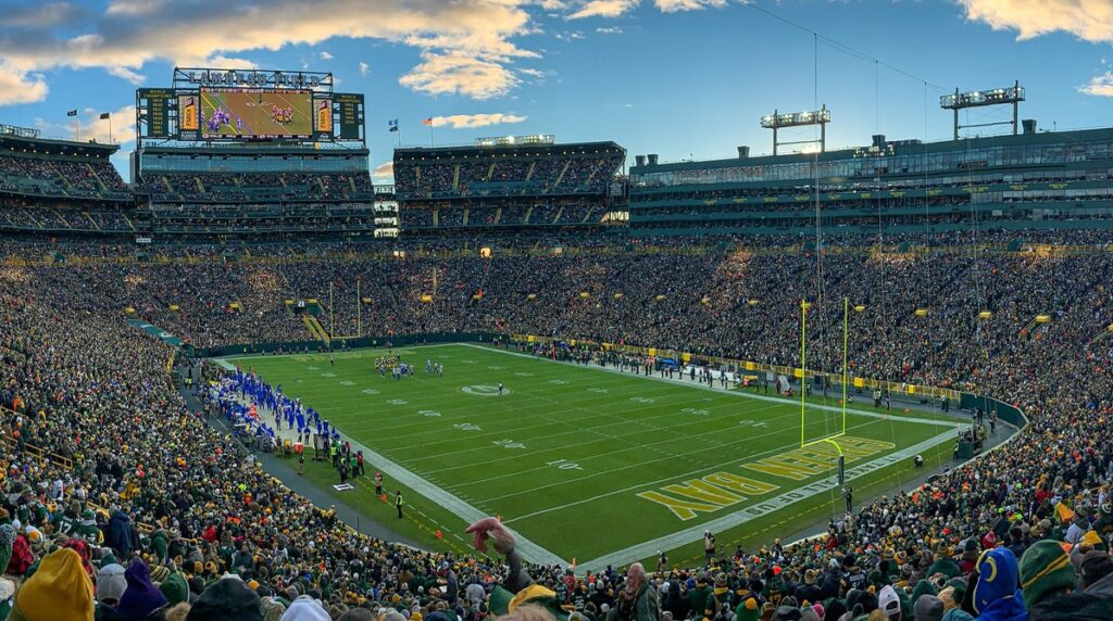 Lambeau Field, Green Bay Packers football stadium Stadiums of Pro